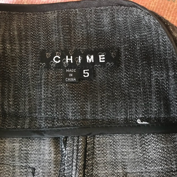 Short - Picture 3 of 3